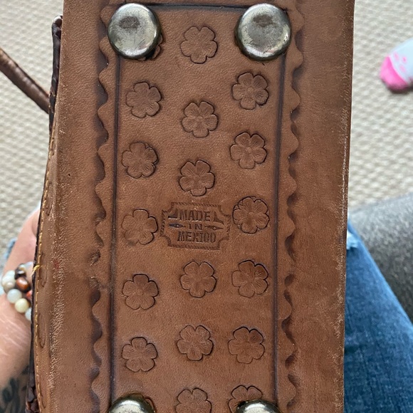 Mexican tooled leather purse 🍀 - Picture 5 of 6